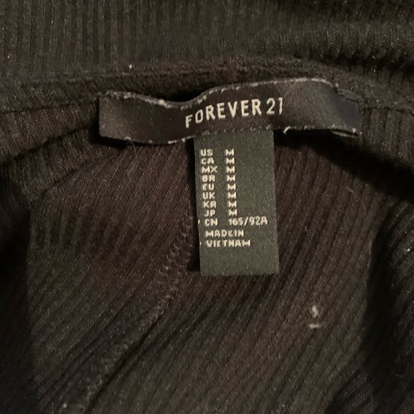 Loose black dress - Picture 2 of 5